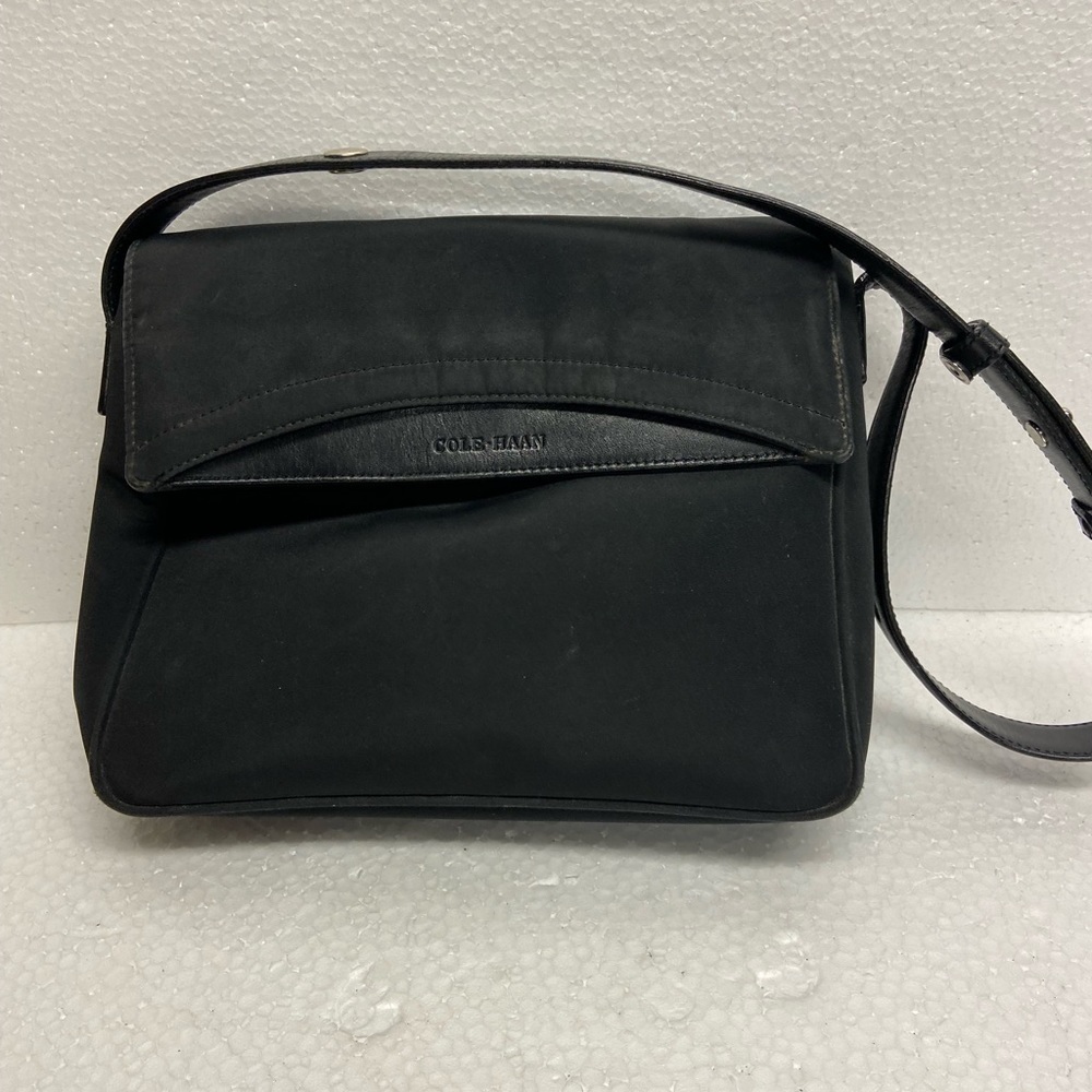 Cole Haan Women’s Purse Black 10x8”